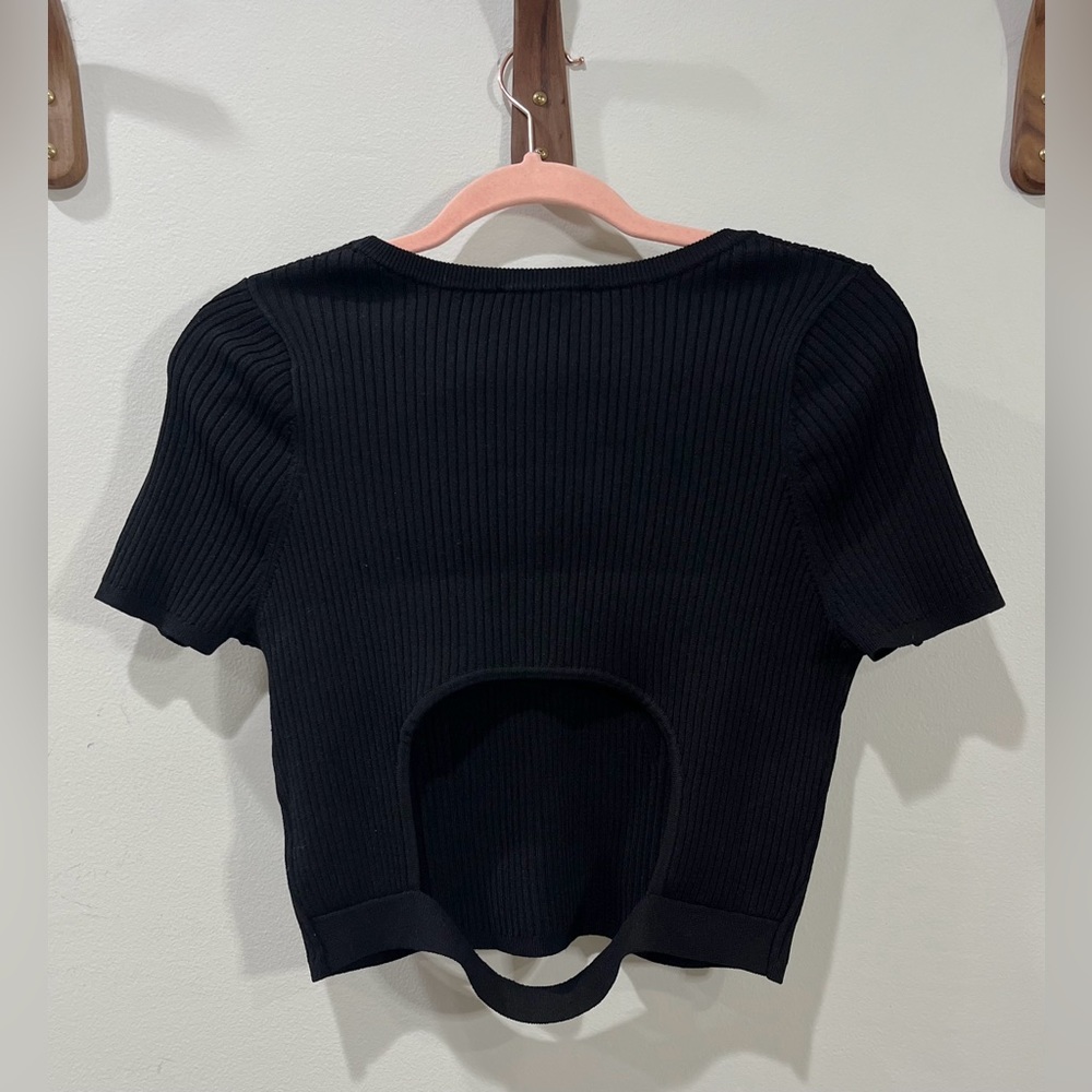 NWT Express Body Contour Cutout Cropped Sweater Ribbed Black Size L - Picture 5 of 9